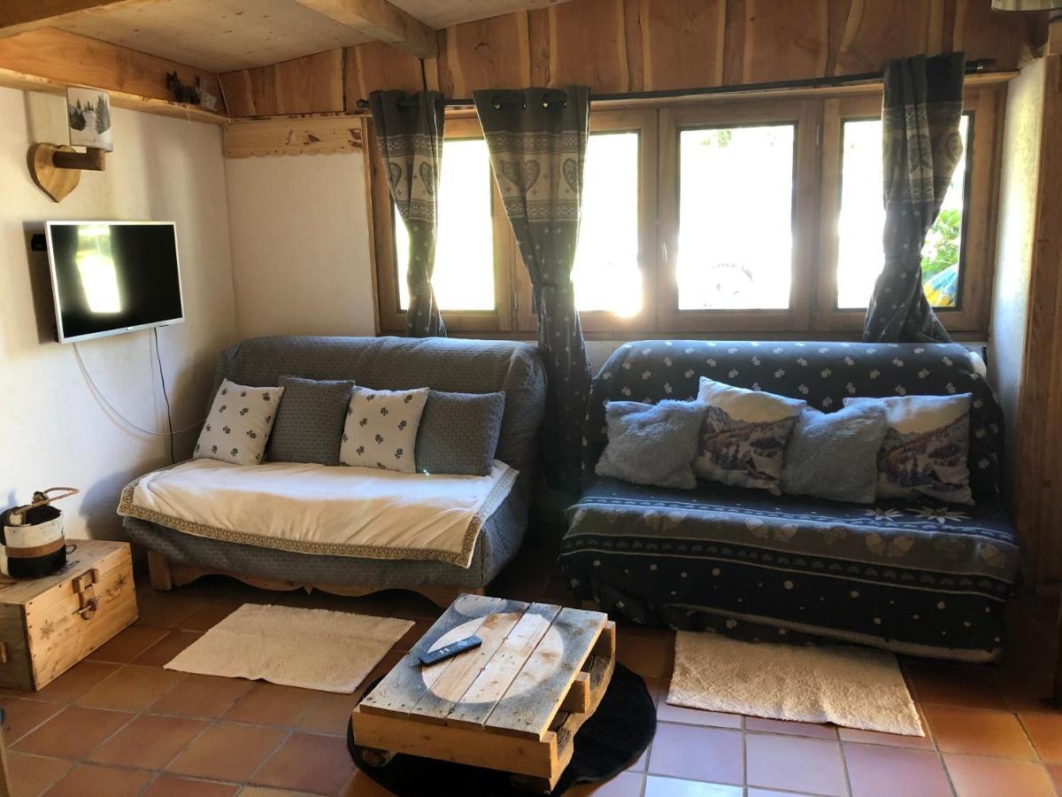 Le Chalet De La Goutte Saint-Appolinaire  Esterno foto