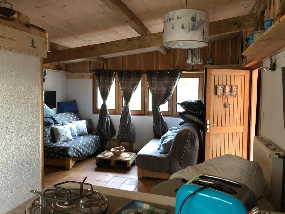 Le Chalet De La Goutte Saint-Appolinaire  Esterno foto